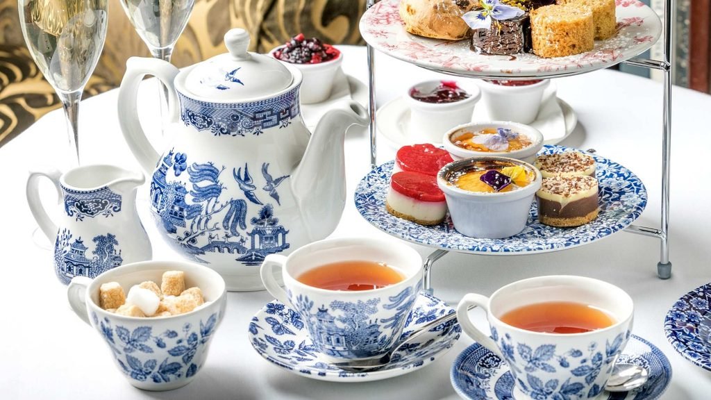 How to fit afternoon tea into your itinerary
