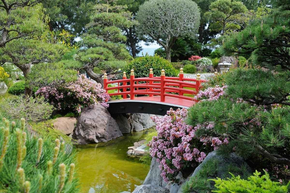 traditional japanese gardens
